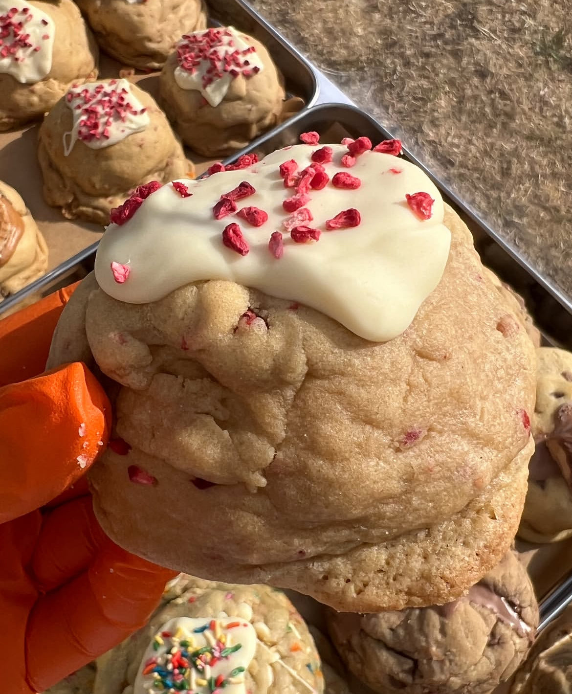 Blondie stuffed Cookie